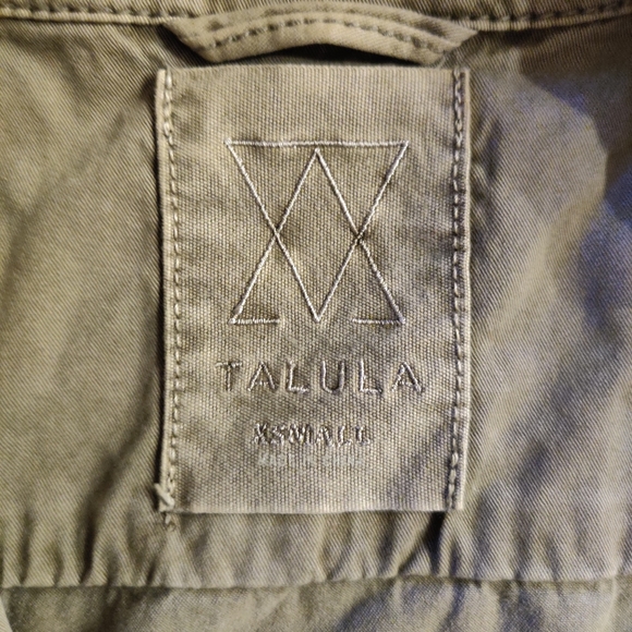 Aritzia Talula Hooded Trooper Utility Jacket. XS. Olive/Khaki. - Picture 5 of 9